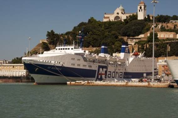 ADRIA FERRIES FB Af Michela 10_Personale 16Ag13