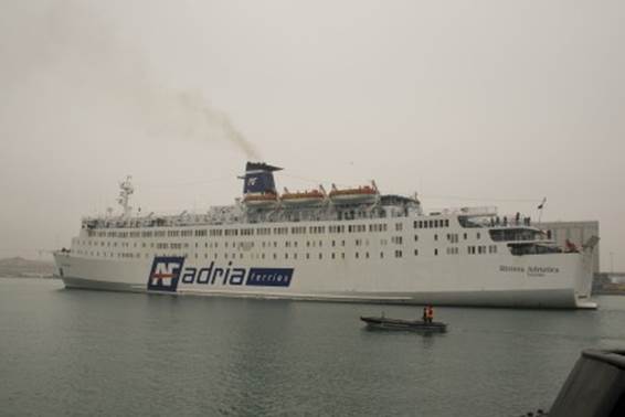 ADRIA FERRIES FB Riviera Adriatica 18_Personale 13Ge07