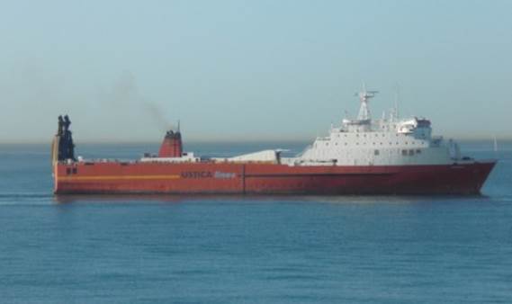 USTICA LINES - Carlo Morace
