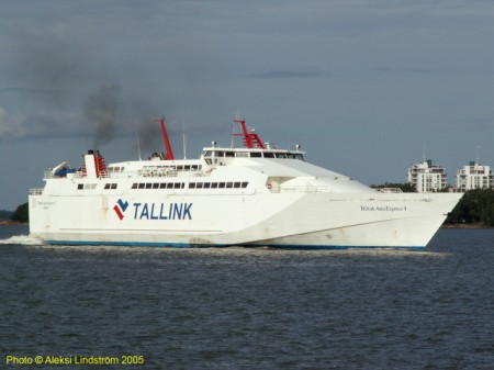 TALLINK HSC Tallink Autoexpress 4 01_Aleksi Lindstrom 27Ag05