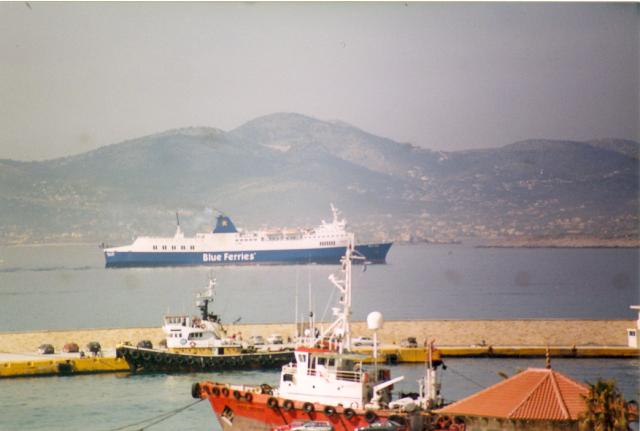 BLUE FERRIES FB Blue Sky 10_Nikos Thrylos 02Ma04