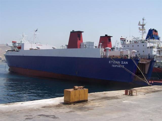 AEGEAN CARGO RoRo Aegean Sun 02_Apostolos Kaknis 12Lu05