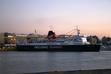 HELLENIC SEAWAYS FB Express Santorini 21_Personale 06Ge07