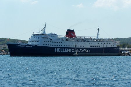 HELLENIC SEAWAYS FB Express Athina 03_Personale 17Ag05