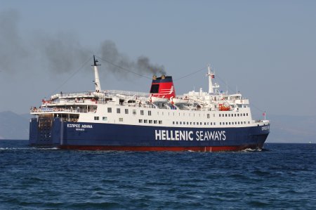 HELLENIC SEAWAYS FB Express Athina 05_George Giannakis 20Se05